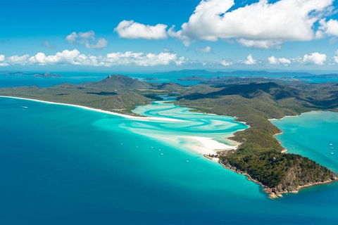 Whitsunday Bullet Day Trip - Whitehaven Beach And Snorkelling - Goulburn Accommodation 1