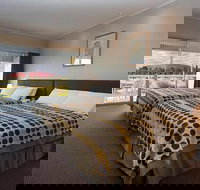 3-Day Uluru-Kata Tjuta and Kings Canyon 4WD Small-Group Eco-Tour from Alice Springs - Goulburn Accommodation