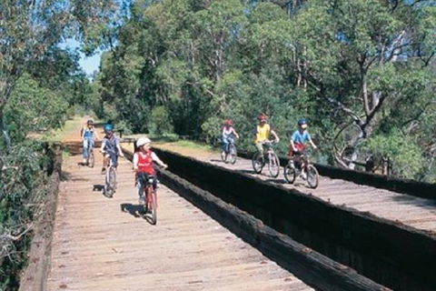 Perth Hills - Wildlife, Art & Gastronomy - Goulburn Accommodation 2