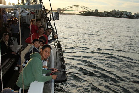 Sydney Harbour Tall Ship Twilight Dinner Cruise - Goulburn Accommodation 5