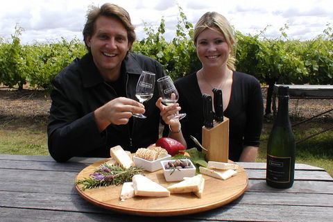 Swan Valley Tour From Perth: Wine, Beer And Chocolate Tastings - Goulburn Accommodation 4