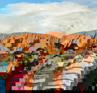 Ayers Rock Day Trip from Alice Springs Including Uluru Kata Tjuta and Sunset BBQ Dinner - Goulburn Accommodation